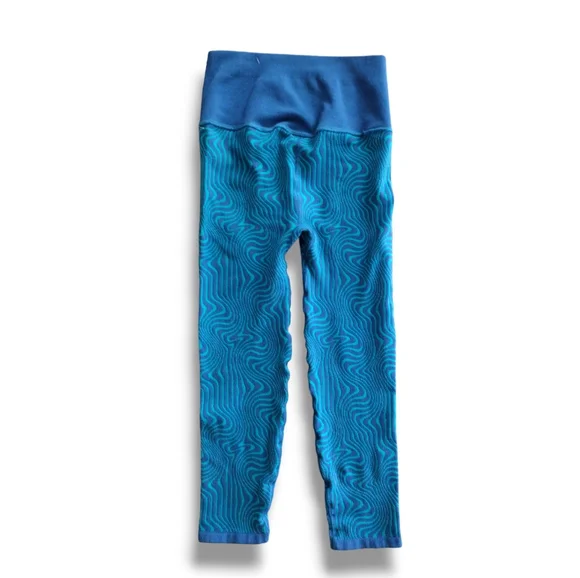NEW FREE PEOPLE MOVEMENT Jacquard Ankle Leggings Wave Rider/Swirl Size S - Picture 3 of 9